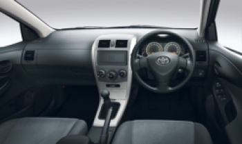 TOYOTA　カローラフィールダー　H１９年式～
