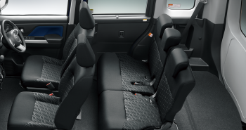 TOYOTA　タンク／DAIHATSU　トール