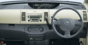 DAIHATSU　タント　スライドドア　