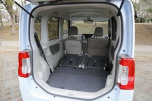 DAIHATSU　タント　ISOFIX対応車