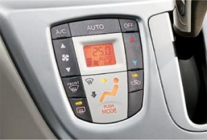 DAIHATSU　ミライース後期